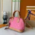 Louis Vuitton Material: Canvas + genuine leather Dimensions: 23.5*17.5*11.5CM Model 27526/27525/28272 #B67332