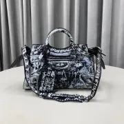 Balenciaga Distressed  Bag with Graffiti Details #B46190