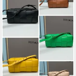 Bottega Veneta  bag #9999933006