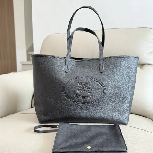Burberry Highlands Leather Tote 2221 38×16.5×28cm #B67250