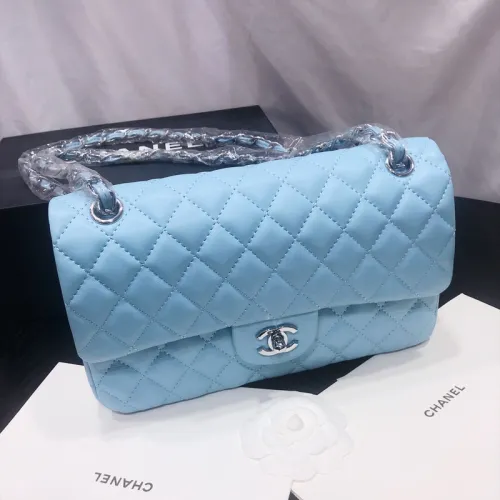The new fashion brand CHANEL bag #999930538