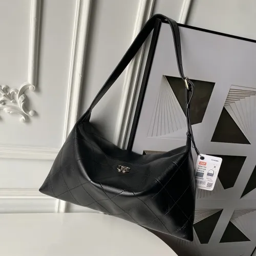 Chanel AS6139 Lambskin Hobo Shoulder Bag 32x24x12cm #B64998