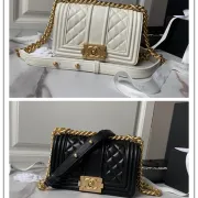 Chanel Shoulder Bag Size:20cm #B47989