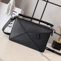 Loewe 052557 Panta Puzzle Bag in Glossy Calfskin Size 24x10.5x16.5CM #B62894