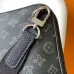Louis Vuitton Avenue Shoulder Bags #999933826