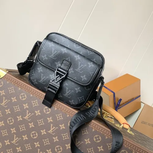 Louis Vuitton Monogram Eclipse Getaway Messenger Bag M12518, 19x20x6cm #A69524