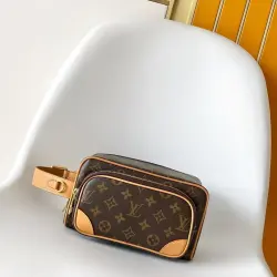 LV Locker Dopp Kit Cargo Monogram Handbag M2A501 23×12×13CM #A68104