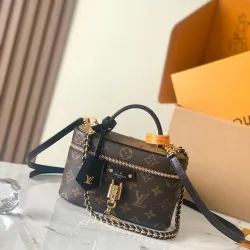 LV Vanity Chain Pouch Handbag M47125 19x11.5x6.5cm #A69519