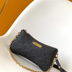 Louis Vuitton Liv Pochette Monogram Bag M83301 24x13x6.5cm #A68088