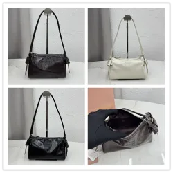 Miu Miu Ribbon Oil-Wax Leather Shoulder Bag 21×12.5×9.5cm #B65029