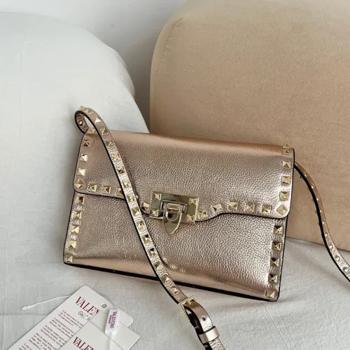Valentino Rockstud Metallic Leather Envelope Crossbody Bag 22.5×5×16cm #B65022