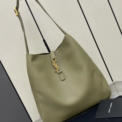 Authentic Saint Laurent LE 5 A 7 soft Large #B49986