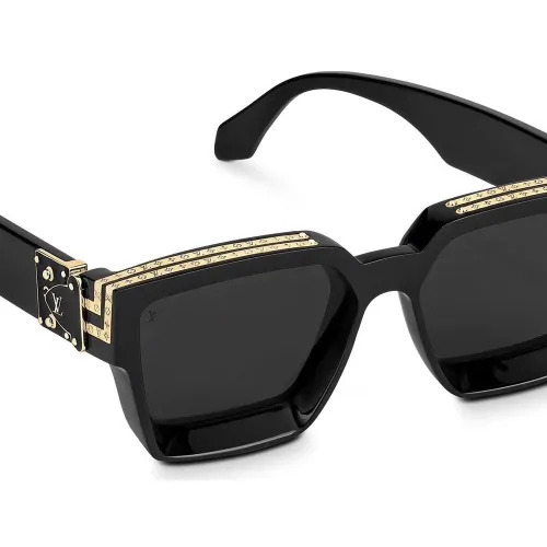 Louis Vuitton AAA Sunglasses #99898327