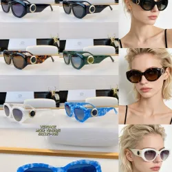Versace AAA+ Sunglasses and origina box #A67551