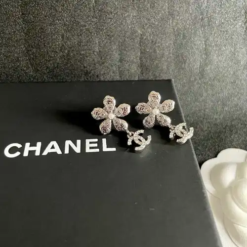 Chanel Earrings #B65337