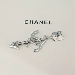Chanel brooches #B65325