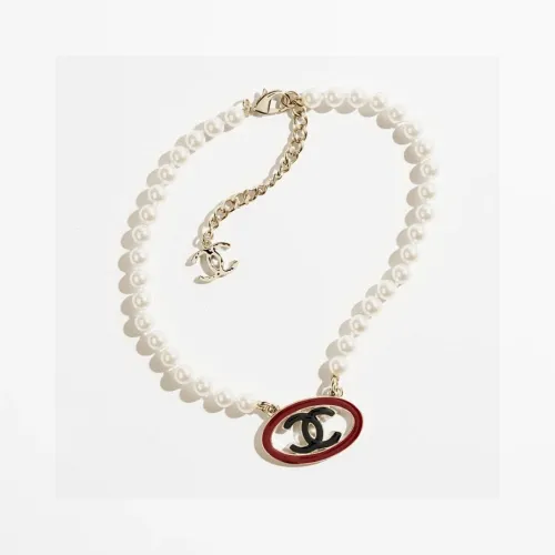 Chanel necklaces #B65331
