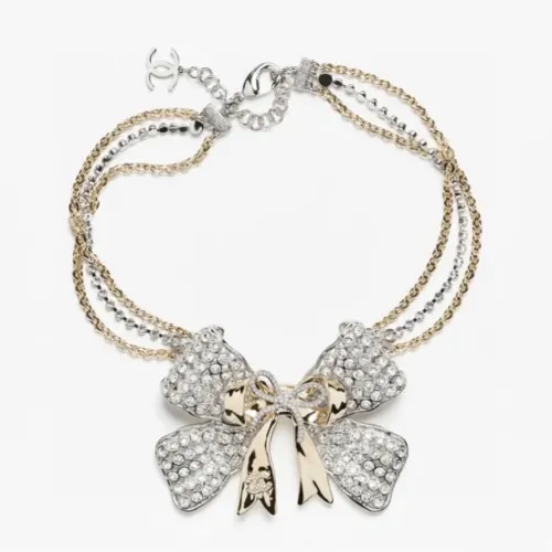 Chanel necklaces #B65367
