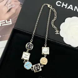 Chanel necklaces #B65395