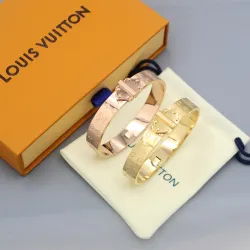 Louis Vuitton Jewelry  Bracelet #99900889