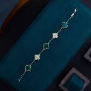 van cleef Bracelet #B55377