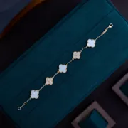 van cleef Bracelet #B55379