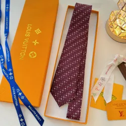 Louis Vuitton Necktie and original box #B66484