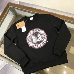 Burberry Circular Pegasus Logo Crewneck Sweatshirt, Black & White #A69393