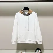 Burberry - Style Beige Hoodie With Iconic Checkered Hood Lining #B54396