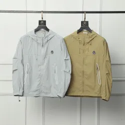 Moncler Jackets for Men #B64018