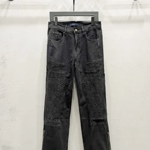 Louis Vuitton Jeans for Louis Vuitton short Jeans for men #B64909