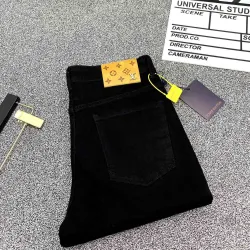 Louis Vuitton Jeans for MEN #9999926537