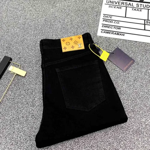 Louis Vuitton Jeans for MEN #9999926537