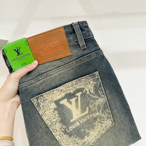 Louis Vuitton Jeans for MEN #A69235