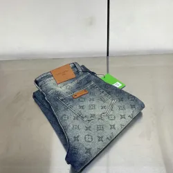 Louis Vuitton Jeans for MEN #A69289