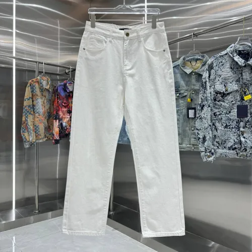 Louis Vuitton Jeans for MEN #B49819