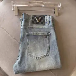 Louis Vuitton Jeans for MEN #B53045