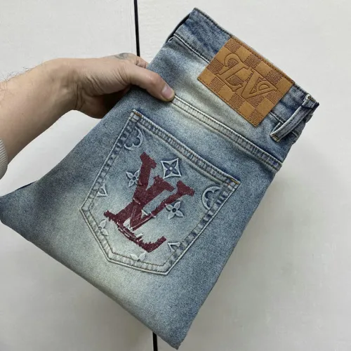 Louis Vuitton Jeans for MEN #B60585