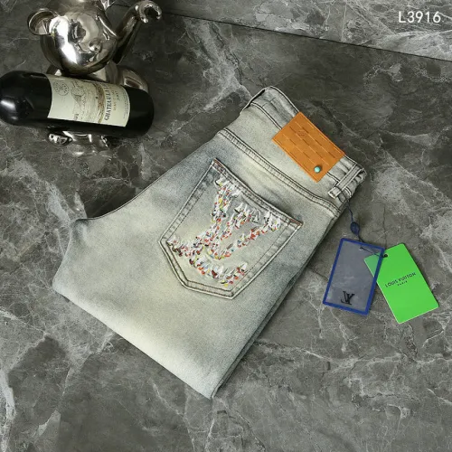 Louis Vuitton Jeans for MEN #B60607