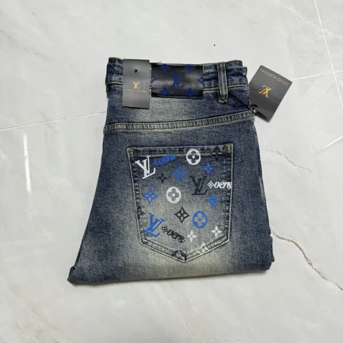 Louis Vuitton Jeans for MEN #B66825