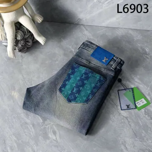 Louis Vuitton Jeans for MEN #B66882