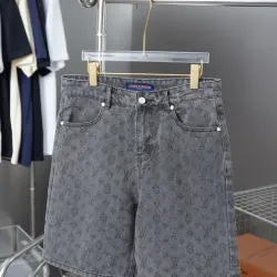 Louis Vuitton Pants for Louis Vuitton Short Pants for men Black #B52917