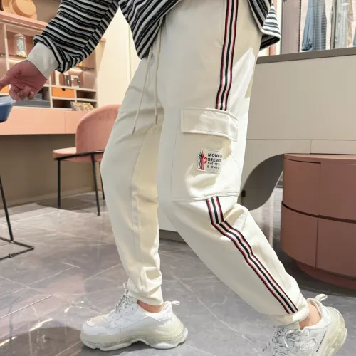 Moncler pants for Men #B56451