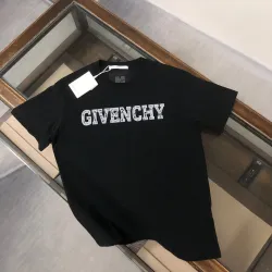 Givenchy T-shirts for MEN #B33824