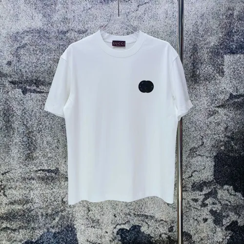 Gucci T-shirts for Gucci Men's AAA T-shirts #B61157