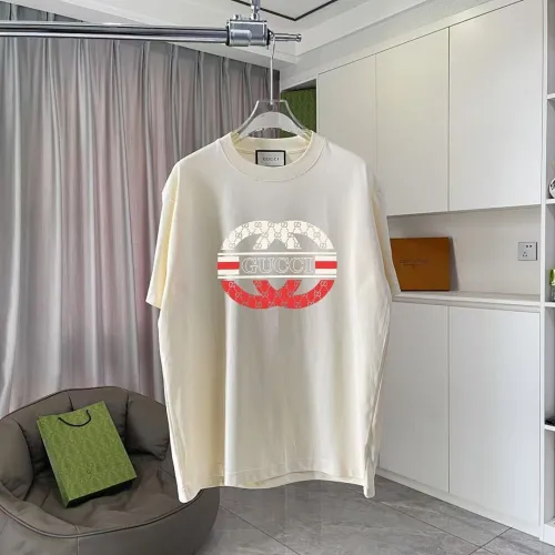 Gucci T-shirts for Gucci Men's AAA T-shirts #B61221