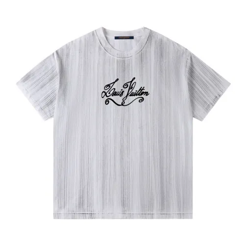 Louis Vuitton T-Shirts for AAAA Louis Vuitton T-Shirts #B38093