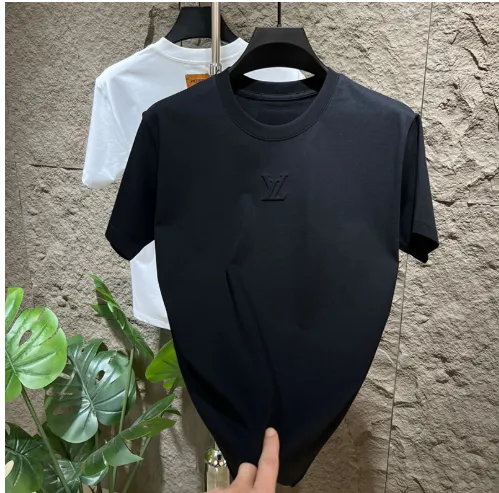 Louis Vuitton T-Shirts for AAAA Louis Vuitton T-Shirts #B46178