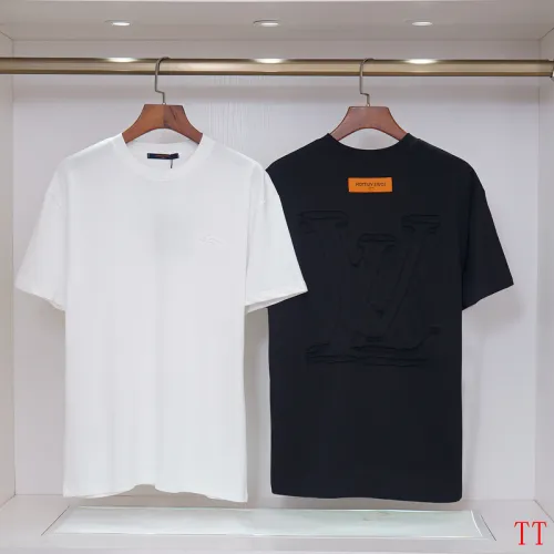 Louis Vuitton T-Shirts for AAAA Louis Vuitton T-Shirts #B50462