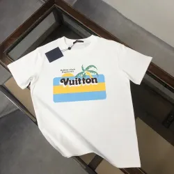Louis Vuitton T-Shirts for AAAA Louis Vuitton T-Shirts #B60288